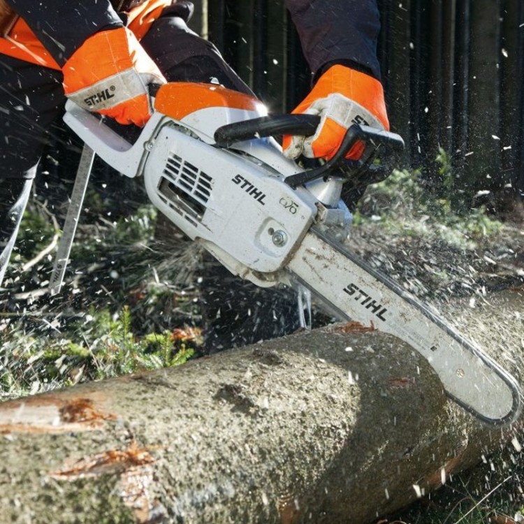 Stihl MS 201 C-E → Motosierra de poda