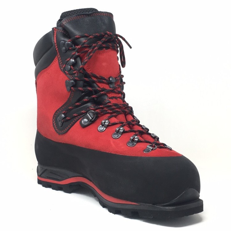 Botas forestales con membrana antihumedad