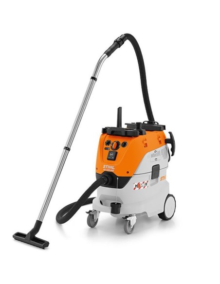Stihl SE 133 ME → Aspiradora de líquidos y sólido.