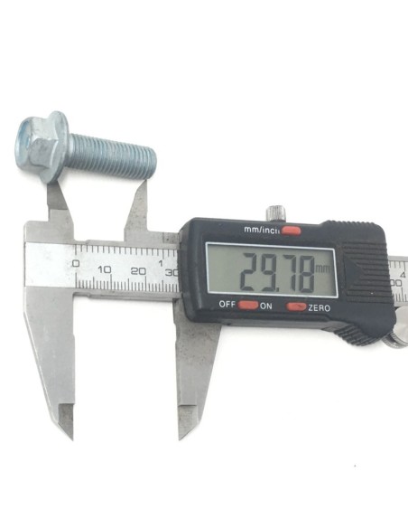 Tornillo cuchillas cortacésped Honda 10x30mm