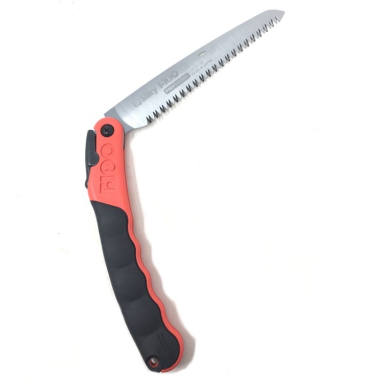 Serrucho Silky F 180 mm de corte japonés y mango de caucho.