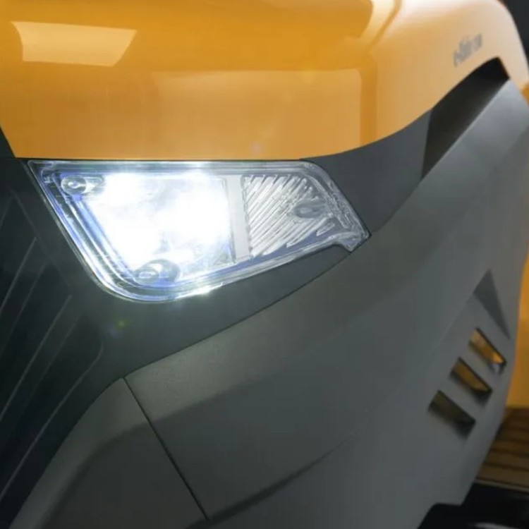 STIGA Estate 584e ⇨ Tractor cortacésped de batería