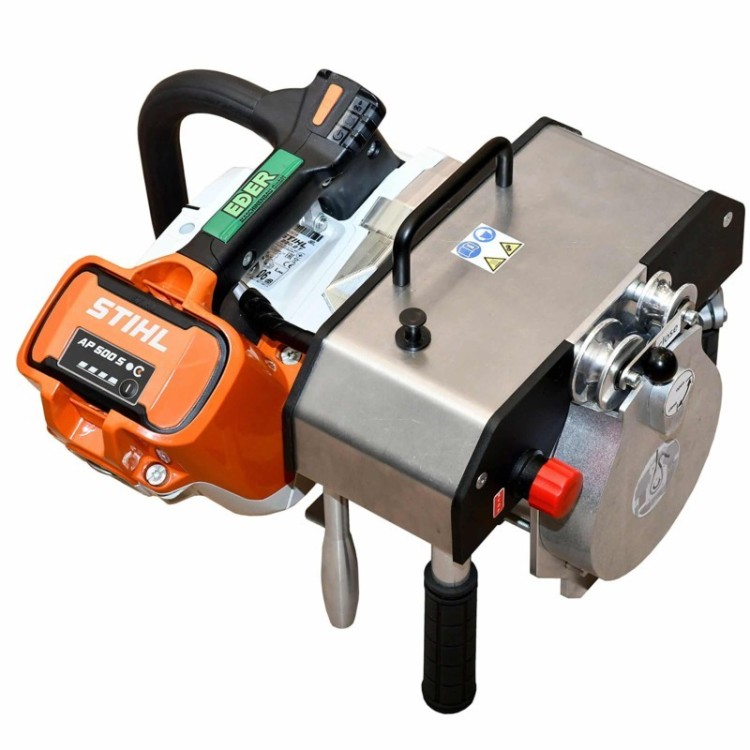 Trepar arboles con máquina autonoma EDER