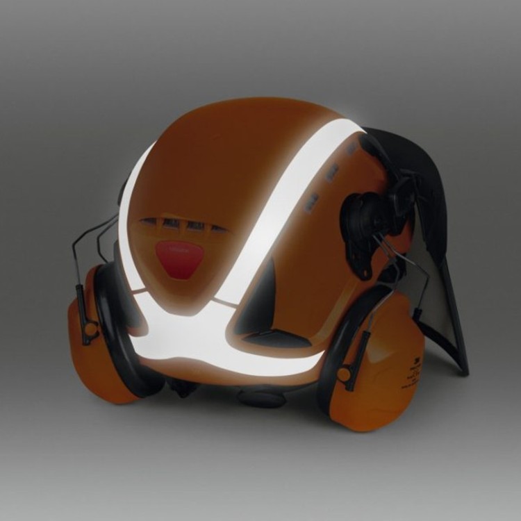 Casco Stihl ADVANCE X-CLIMB con bandas reflectantes.