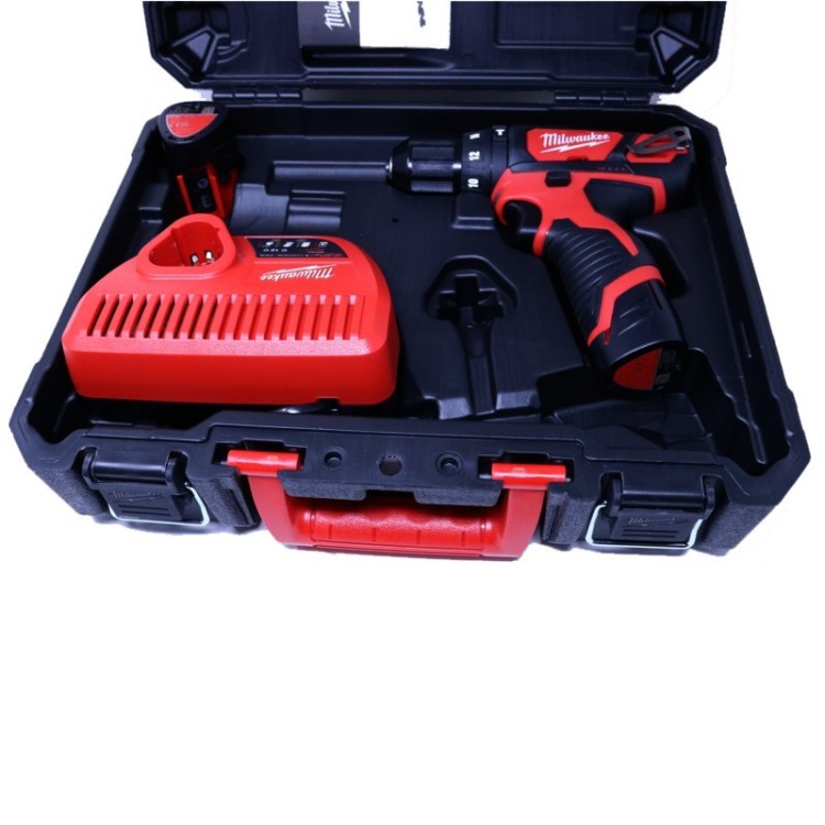 Taladro Percutor Milwaukee M12™