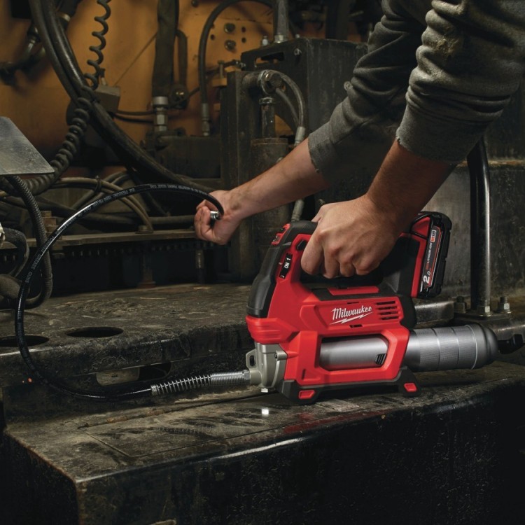 Pistola engrasadora Milwaukee M18 GG-201C