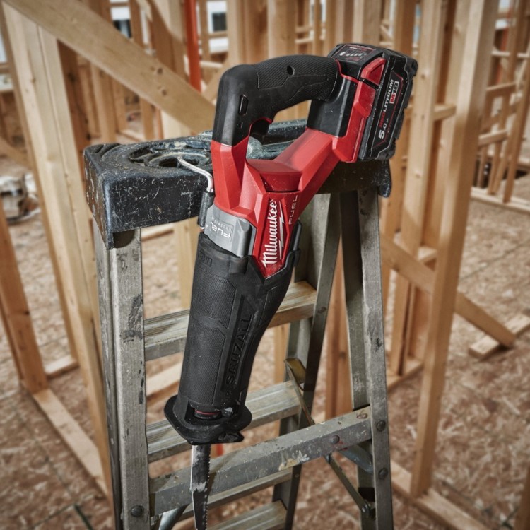 Sierra de sable Milwaukee M18 M18 FSZ SAWZALL™