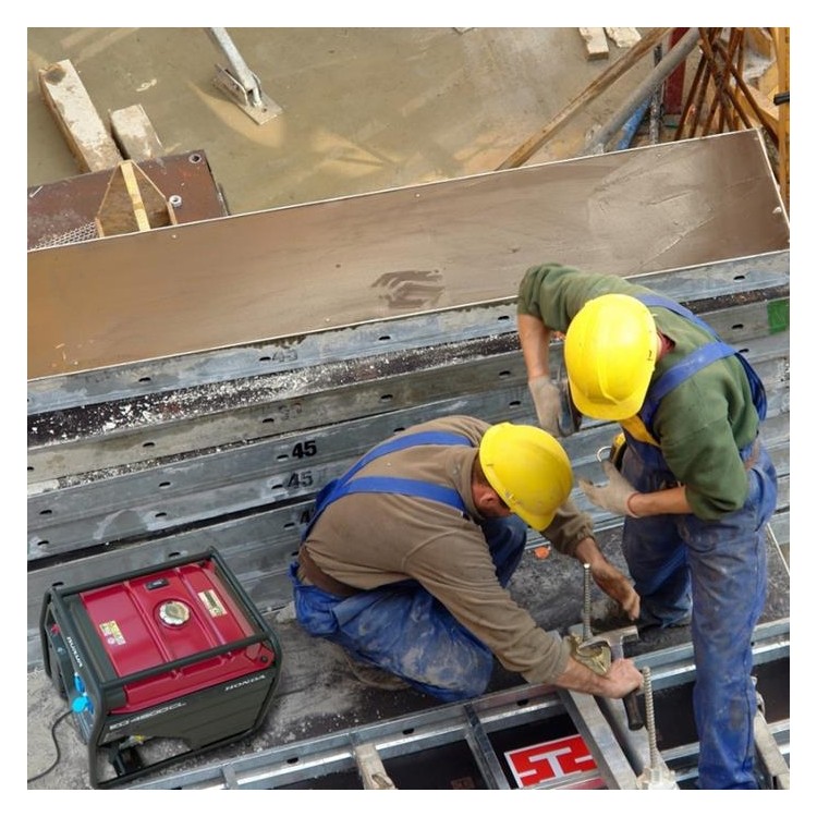 Honda EG 5500 - Generador